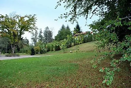 Sleeps 4 Pool Air Con * Meina