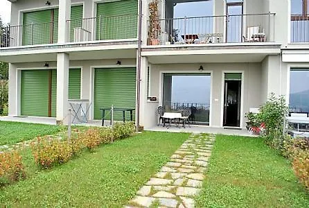 Sleeps 4 Pool Air Con *